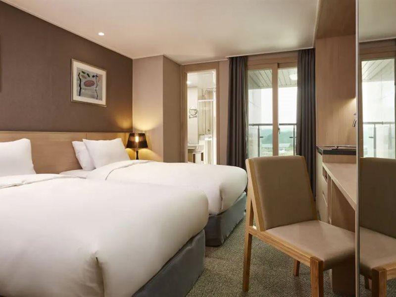 Raonstay In Perla Hotel جينجو المظهر الخارجي الصورة