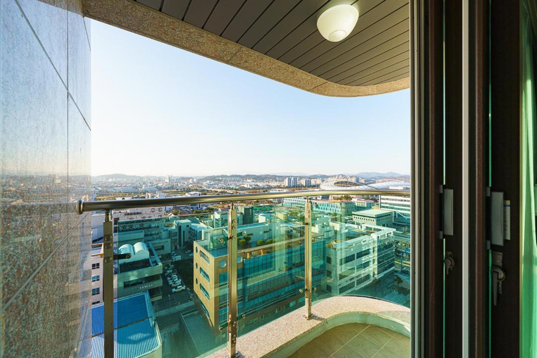 Raonstay In Perla Hotel جينجو المظهر الخارجي الصورة