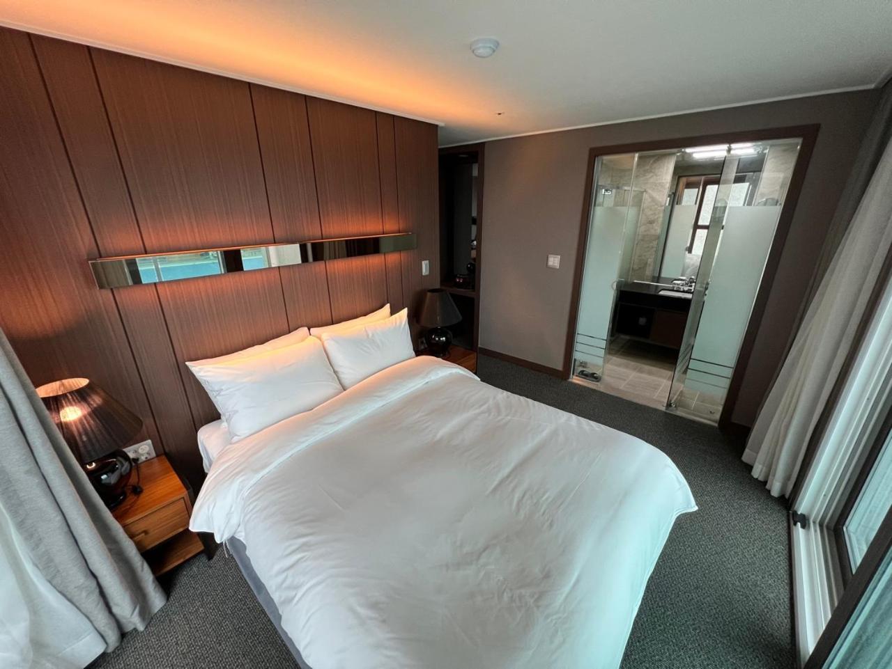 Raonstay In Perla Hotel جينجو المظهر الخارجي الصورة