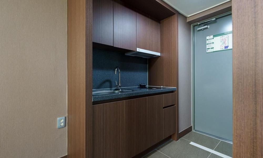 Raonstay In Perla Hotel جينجو المظهر الخارجي الصورة